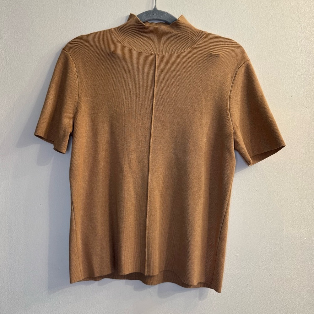 Saks Fifth Avenue Women’s Tan T-Shirt Turtleneck Sweater Size Medium